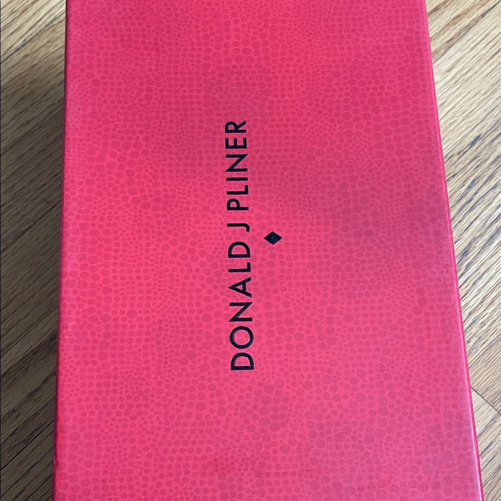 Donald J. Pliner Bootie Open Toe - Picture 4 of 6